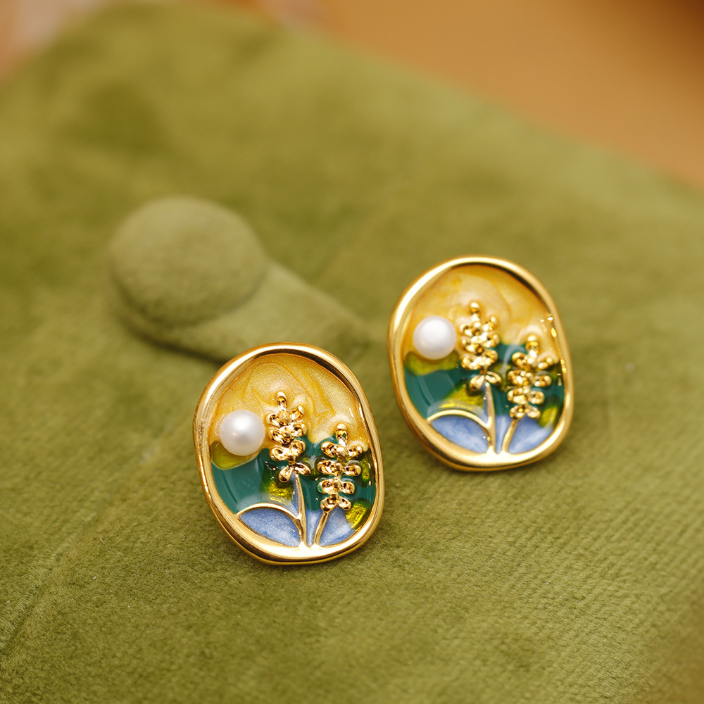 VINTAGE FLORAL EARRINGS