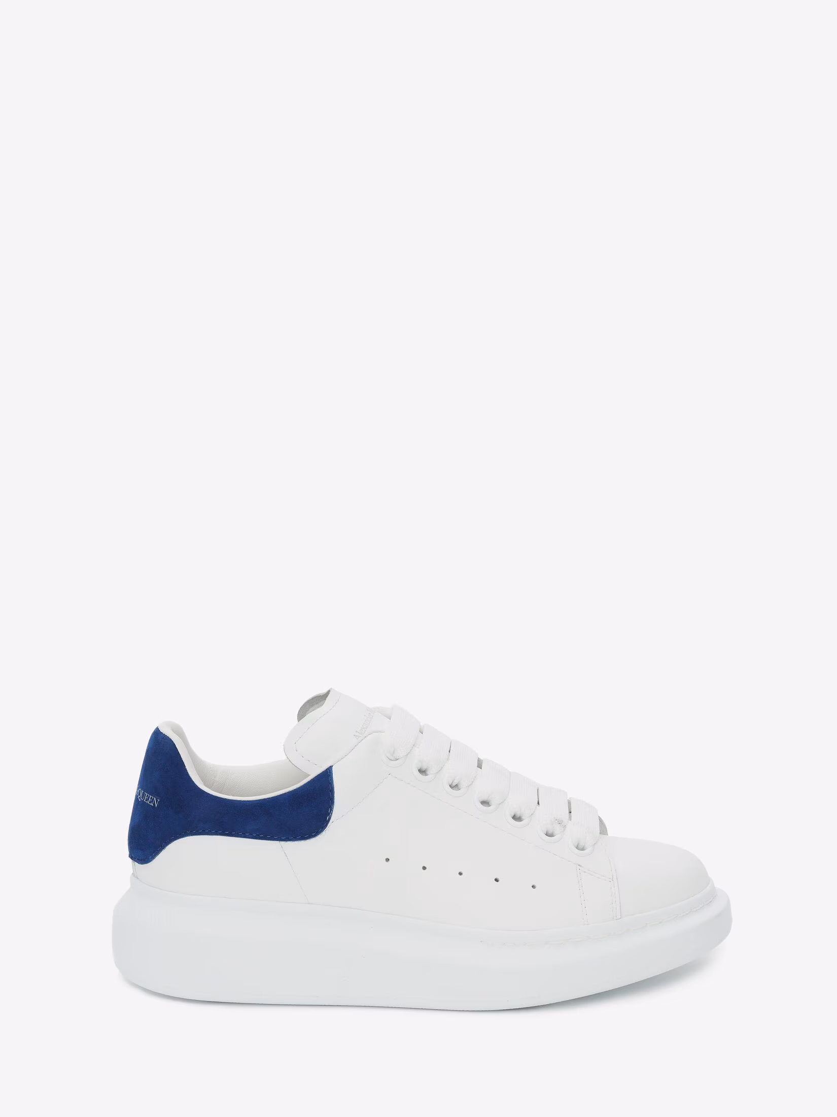 Oversized Sneaker in White/paris Blue