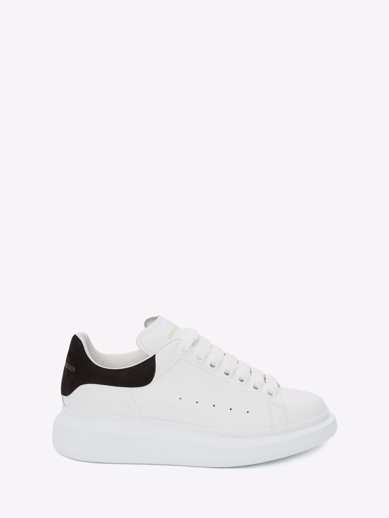 Oversized Sneaker in White/black
