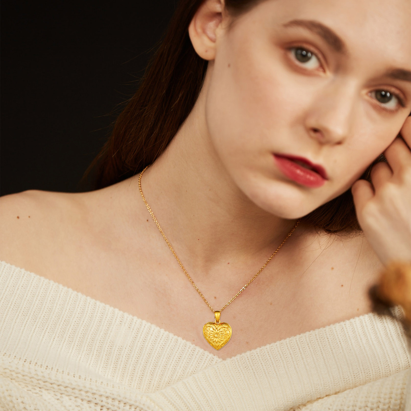 Personalized Photo Sunflower Heart Locket Necklace for Women model