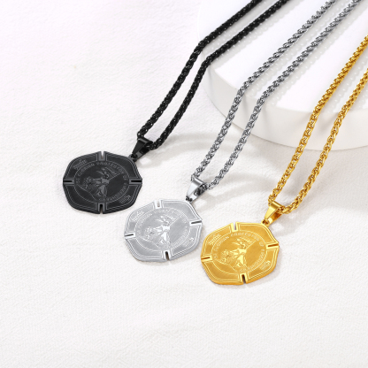 Engraved Medal Pendant Necklace For Men collection