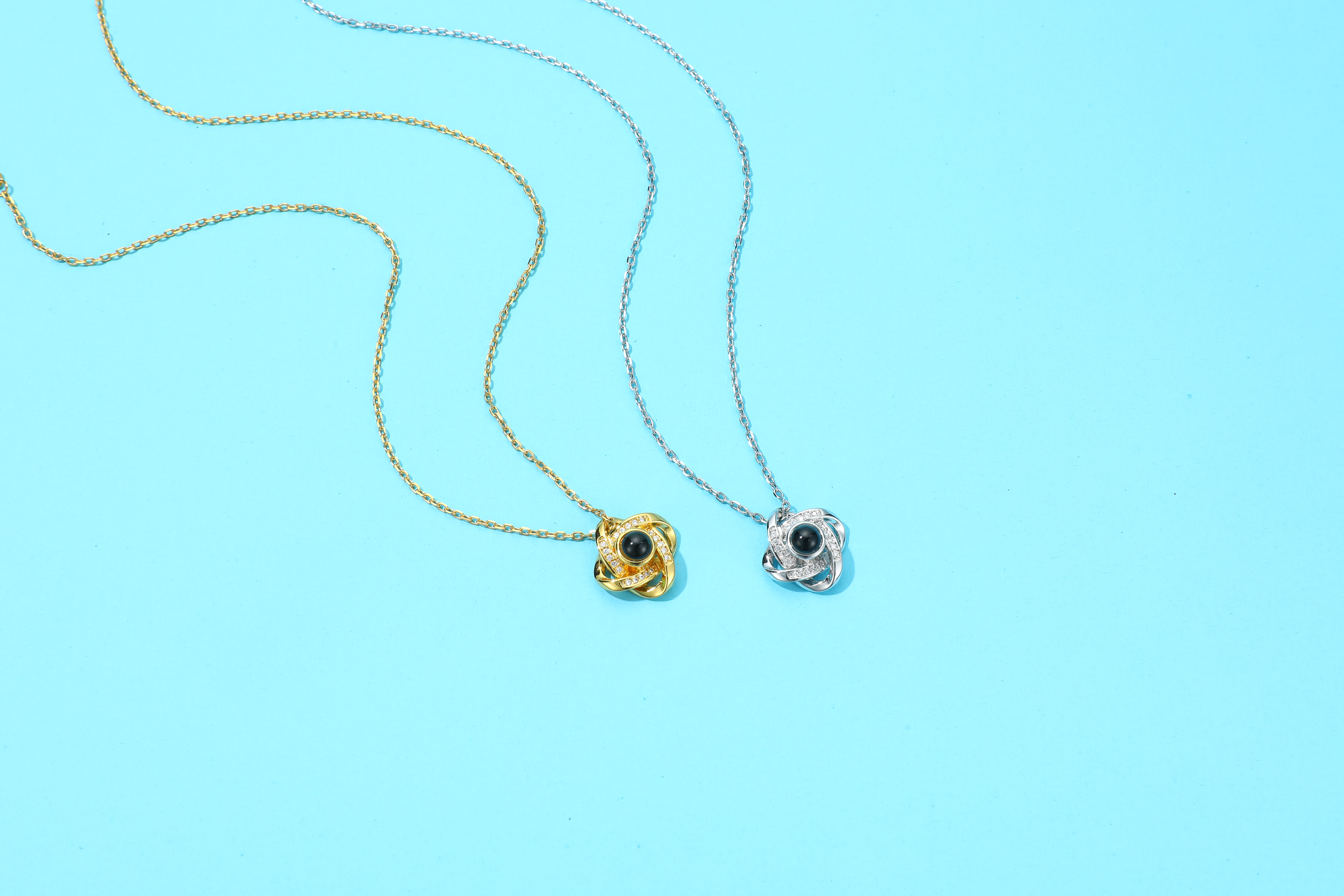 Custom4U Love Knot Photo Projection Necklace 