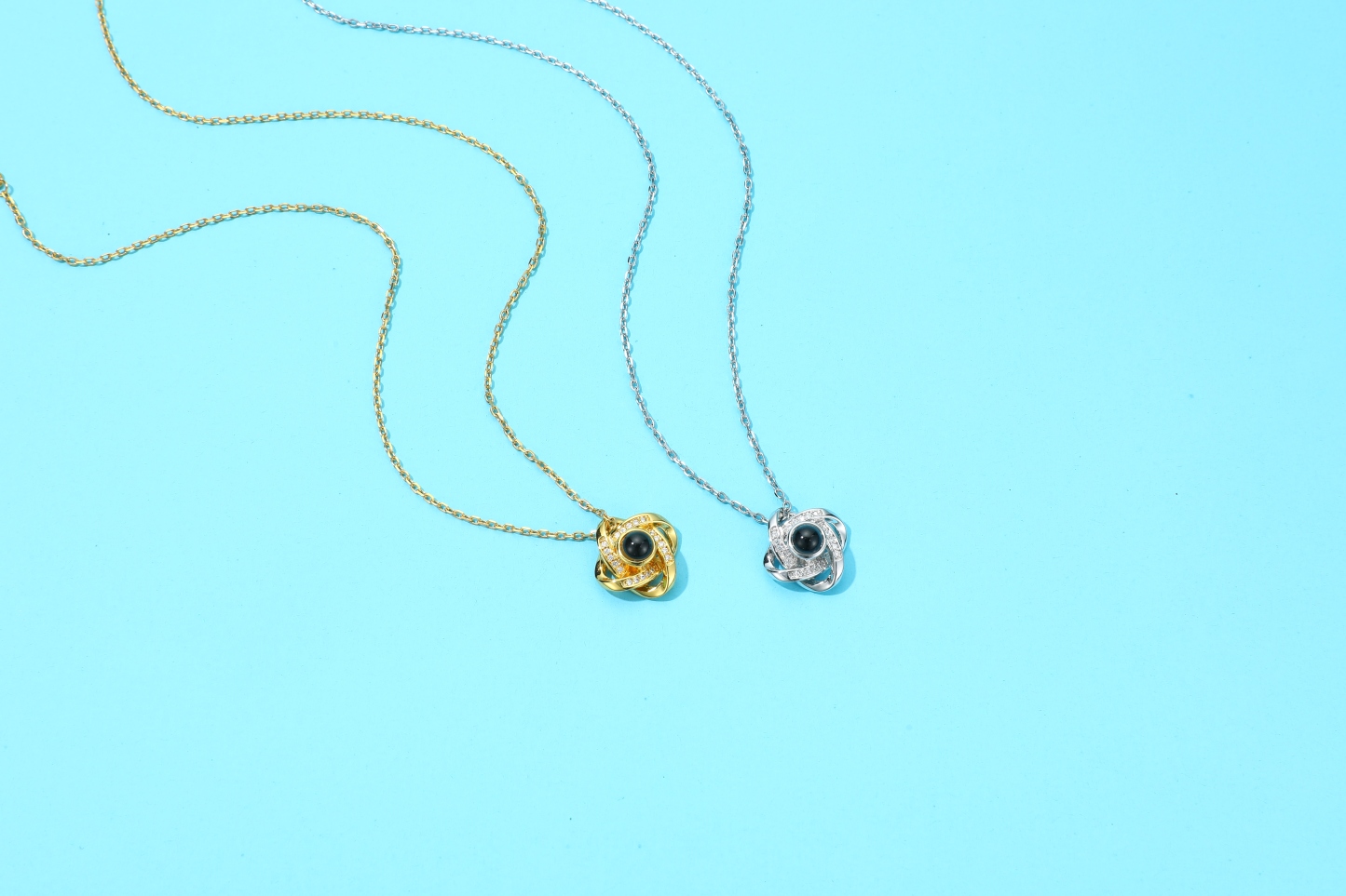 Custom4U Love Knot Photo Projection Necklace