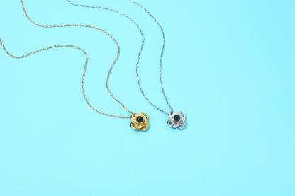 Custom4U Love Knot Photo Projection Necklace