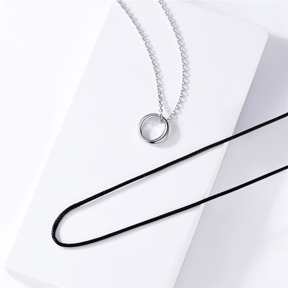 Double Circle Pendant Necklace