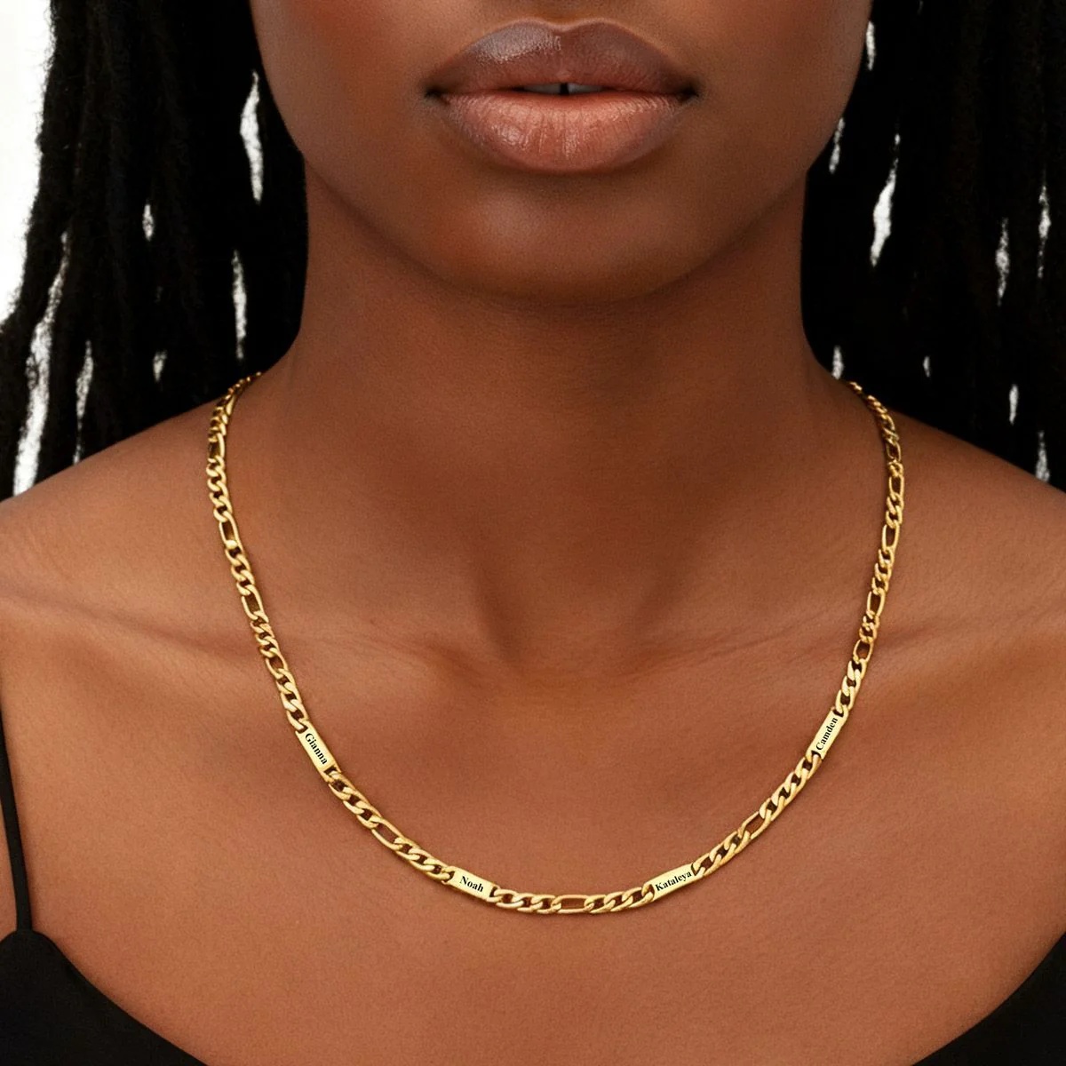 A Woman Wearing Personalized Engraving Name Figaro Chain Necklace