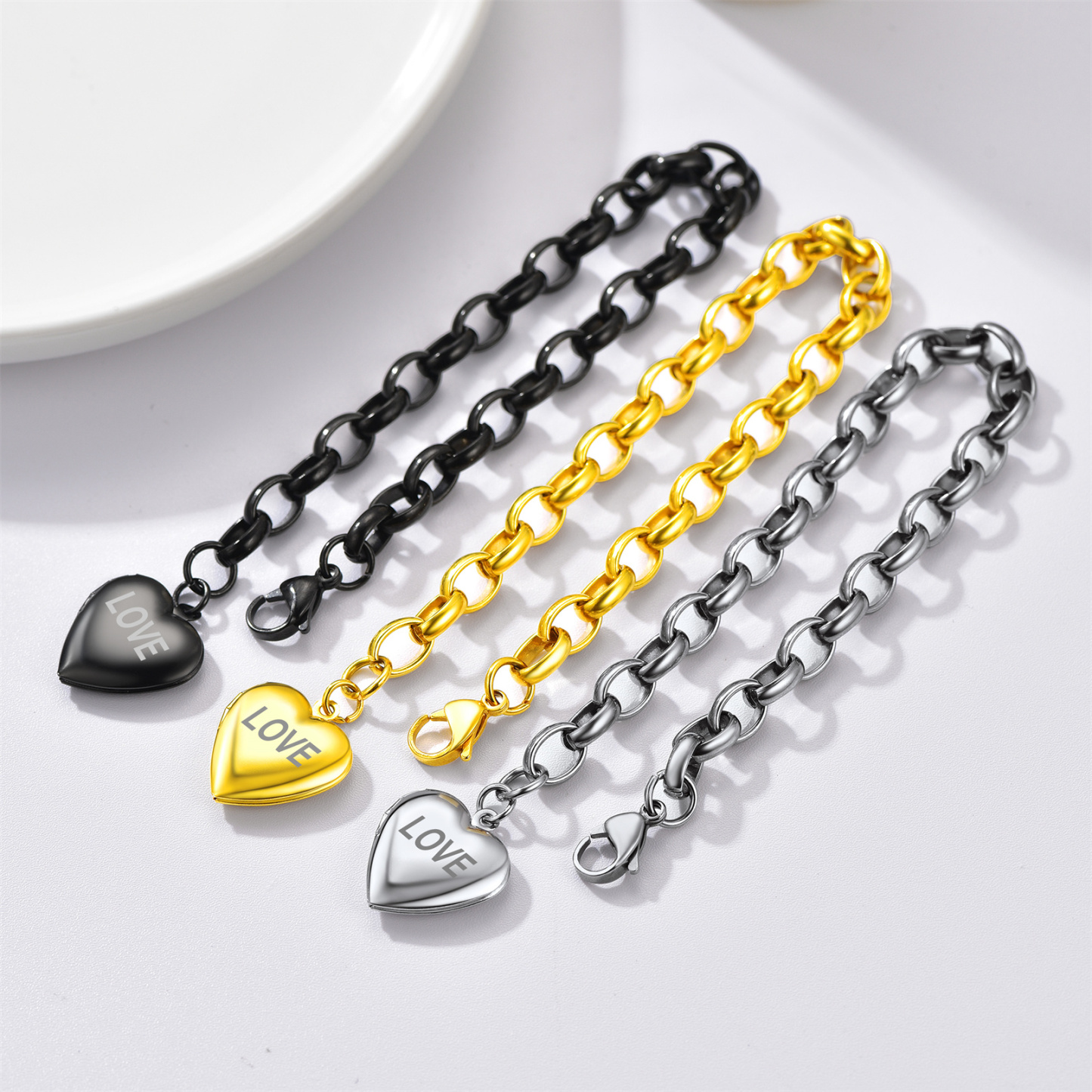 Name Engraved for Women Custom Cable Chain Bracelet 