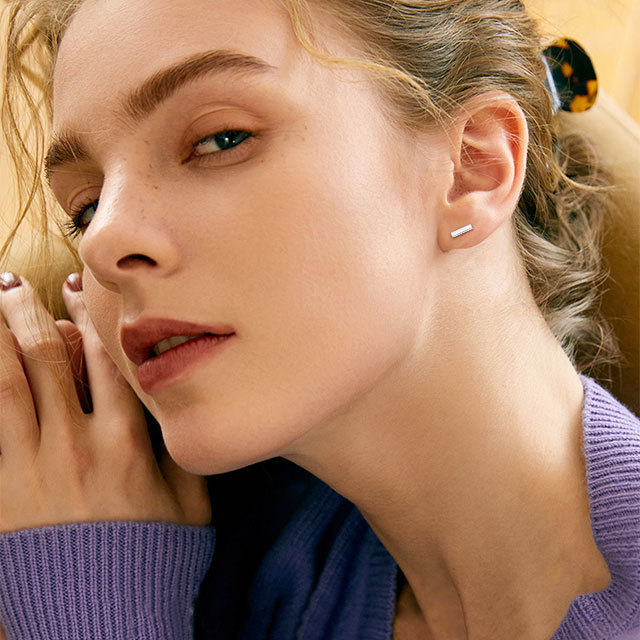 925 Sterling Silver Dainty Simple Bar Stud Earrings For Women MODEL