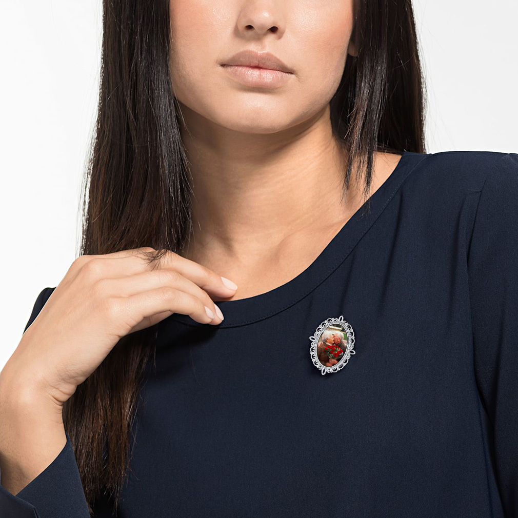 Custom Photo Charms Brooch Pins for Women Memorial Pins model