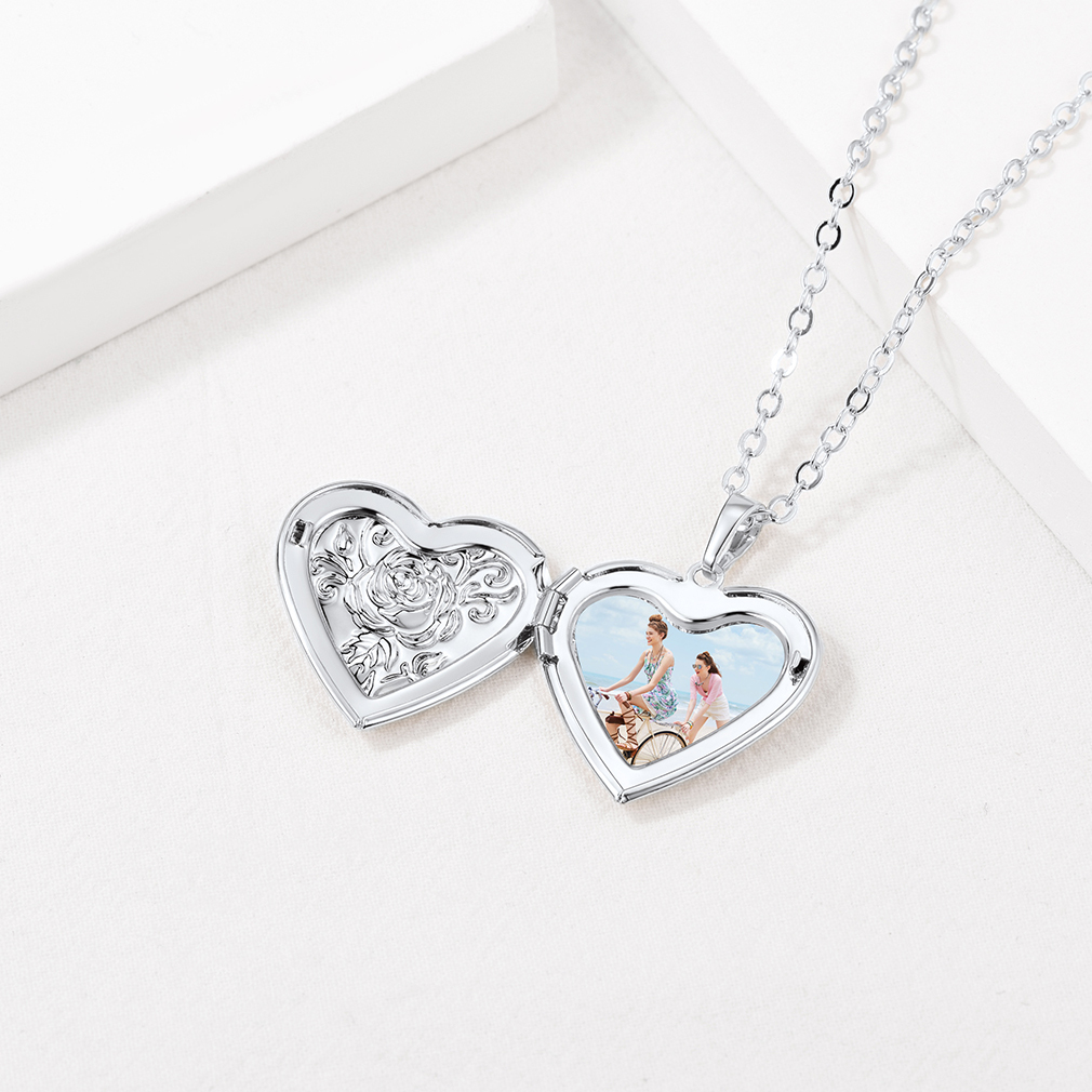 Personalized Heart Locket Necklace with Photo Silver Scene