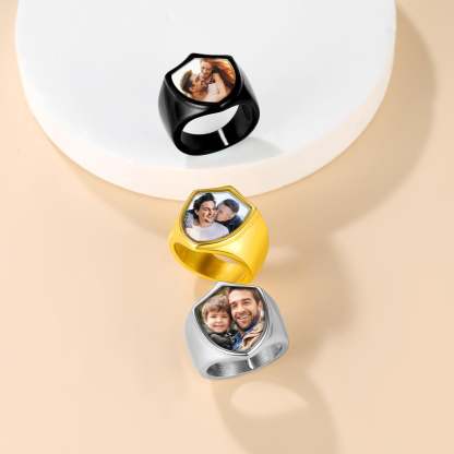 Customized Shield Photo Signet Ring with Name Engraving
