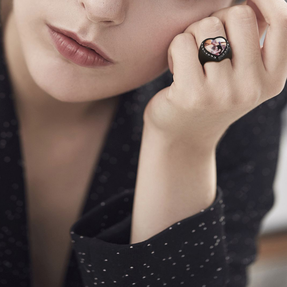 Personalized Heart Shape Signet Photo Rings for Men model