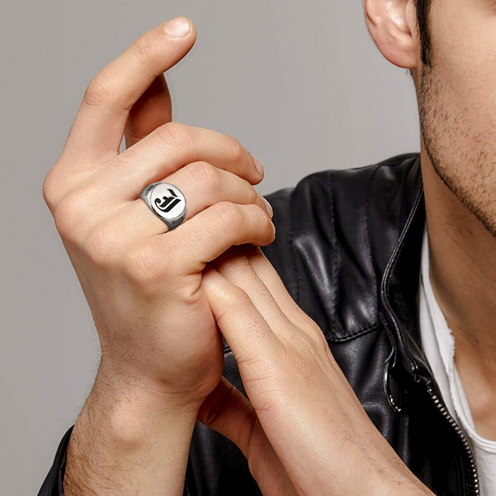 Custom Name Oval Signet Ring for Women Men model