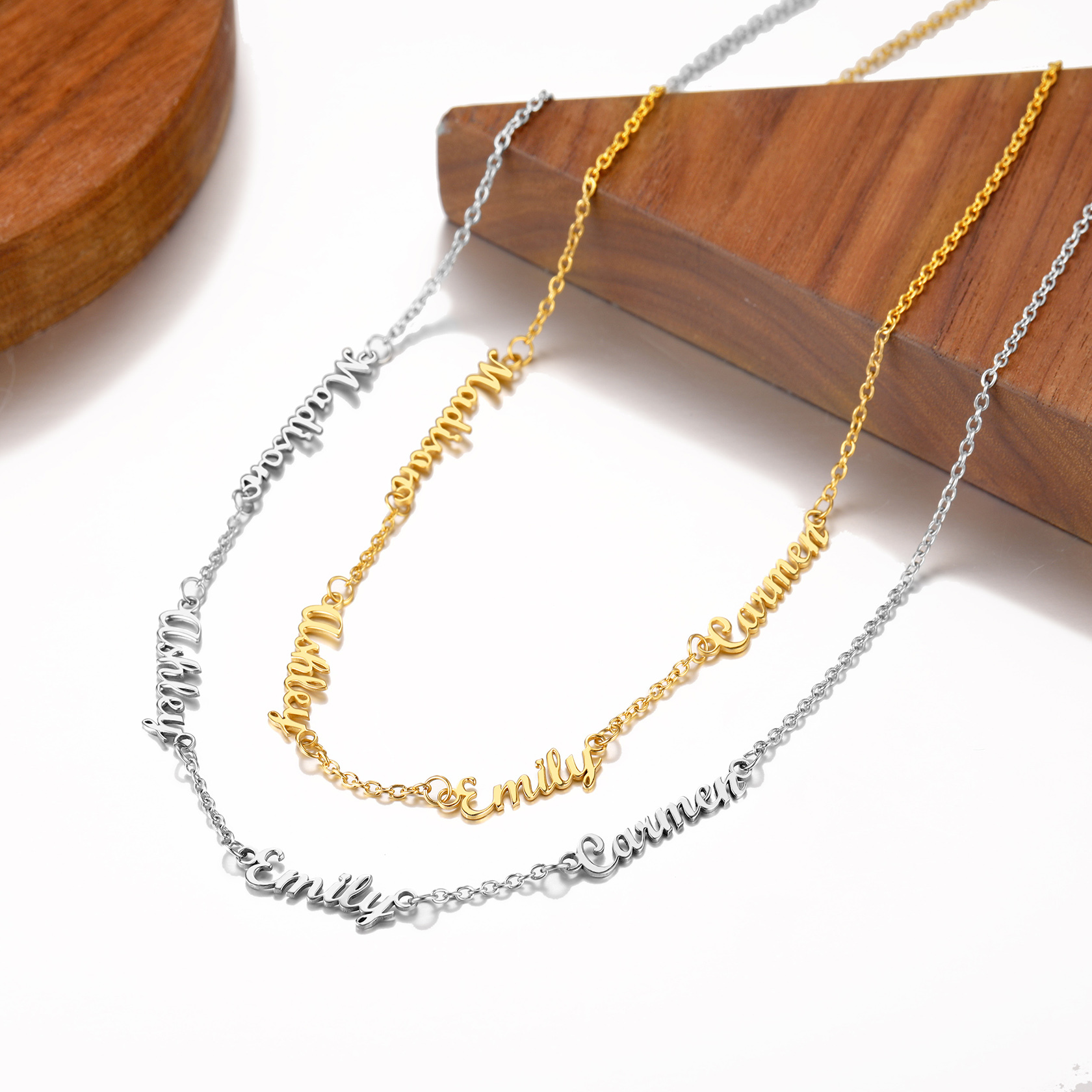 Custom 1-5 Names Choker Necklaces collection