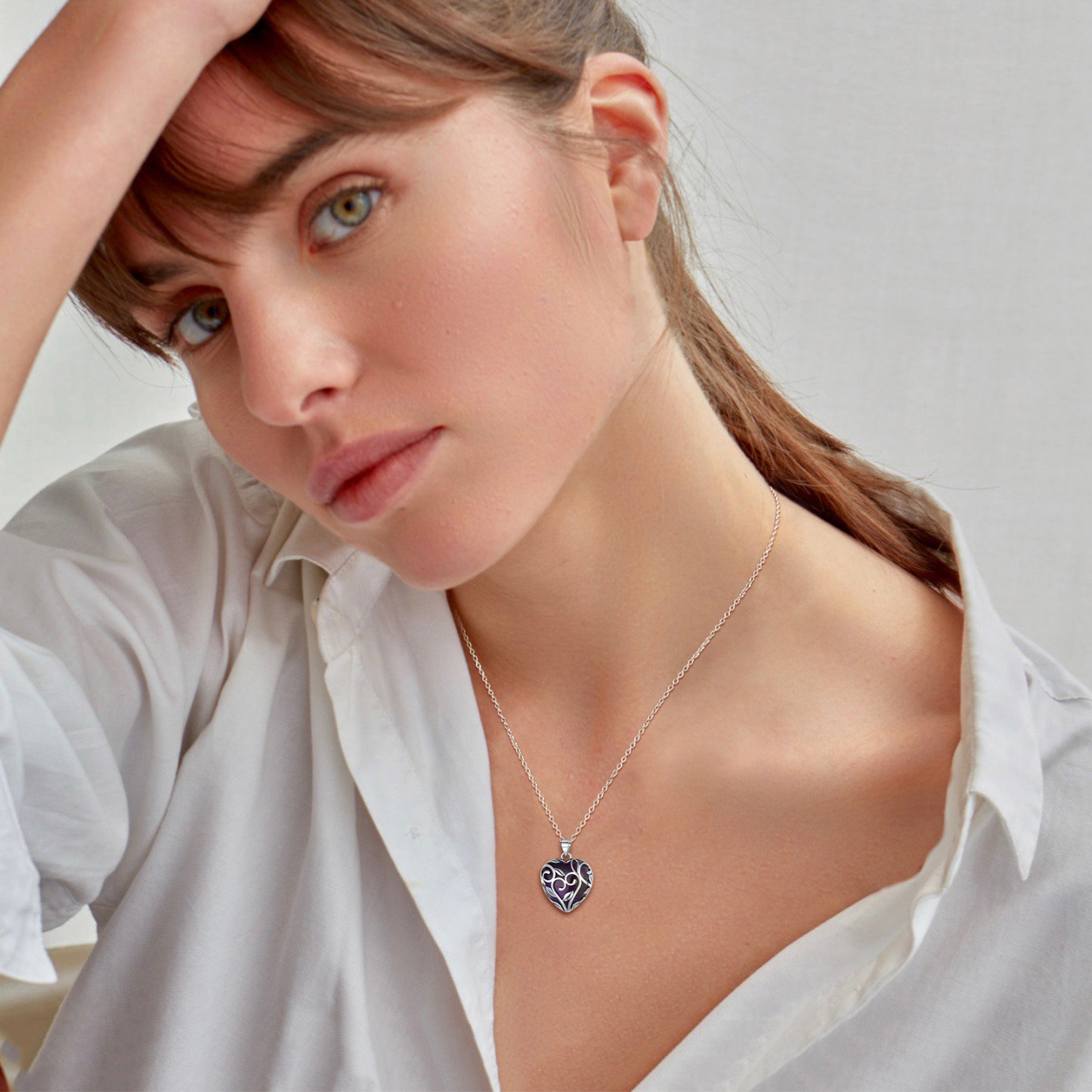 Birthstone Pendant Necklaces for Women MODEL