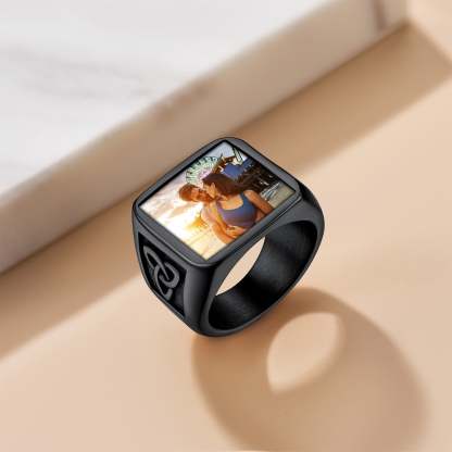Custom4U Celtic Knot Square Signet Picture Ring Black
