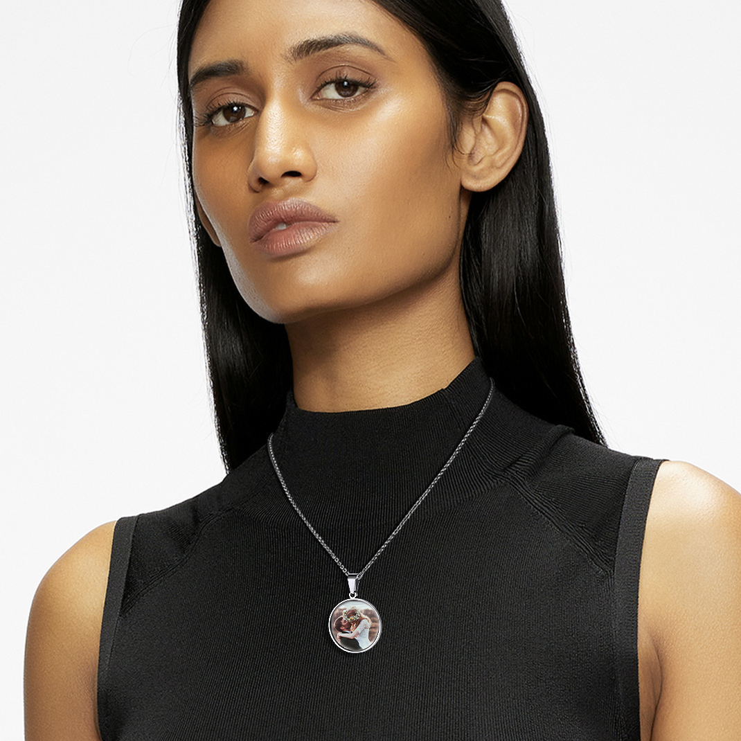 Personalized Photo Round Pendant Picture for Men Women model silver