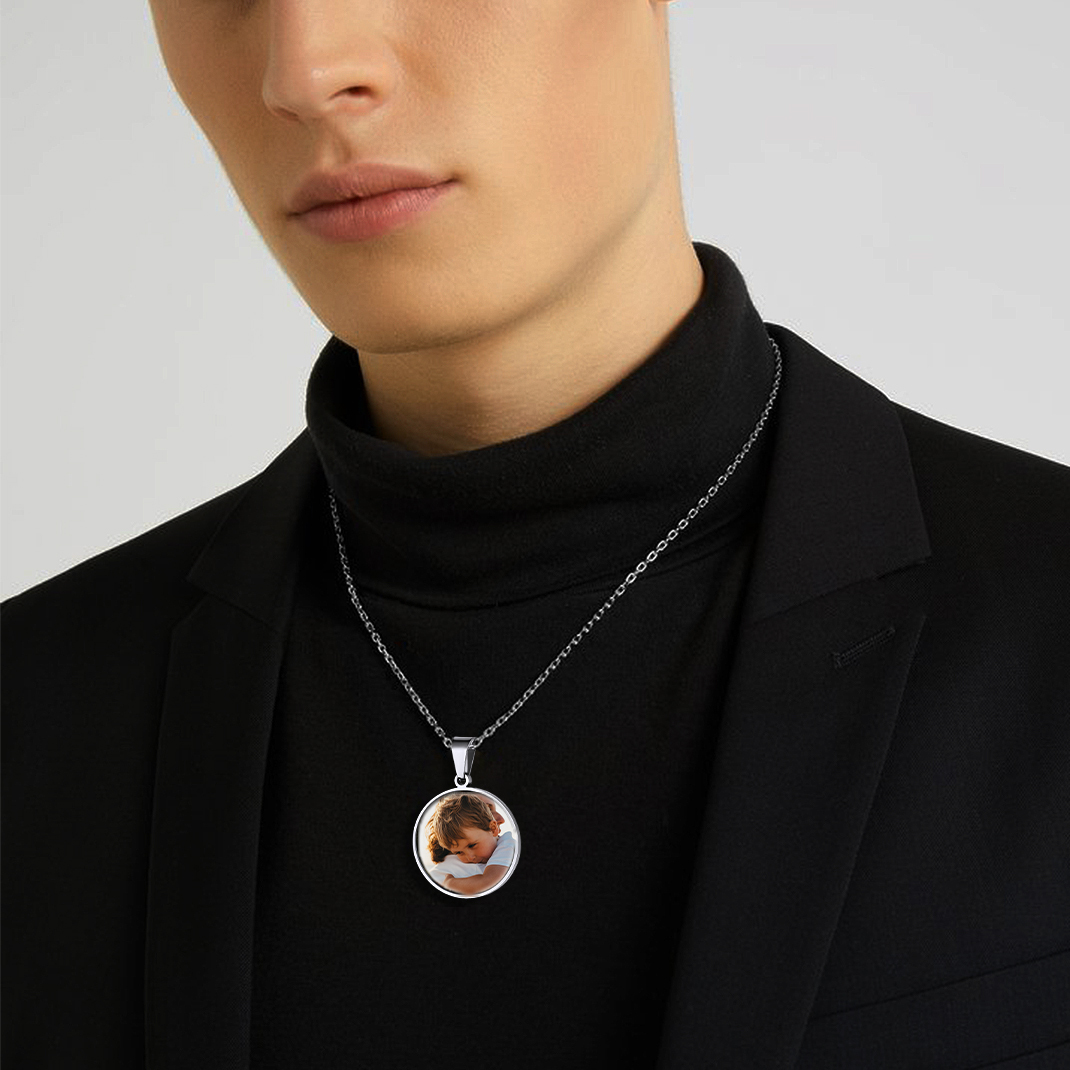 Personalized Photo Round Pendant Picture for Men model
