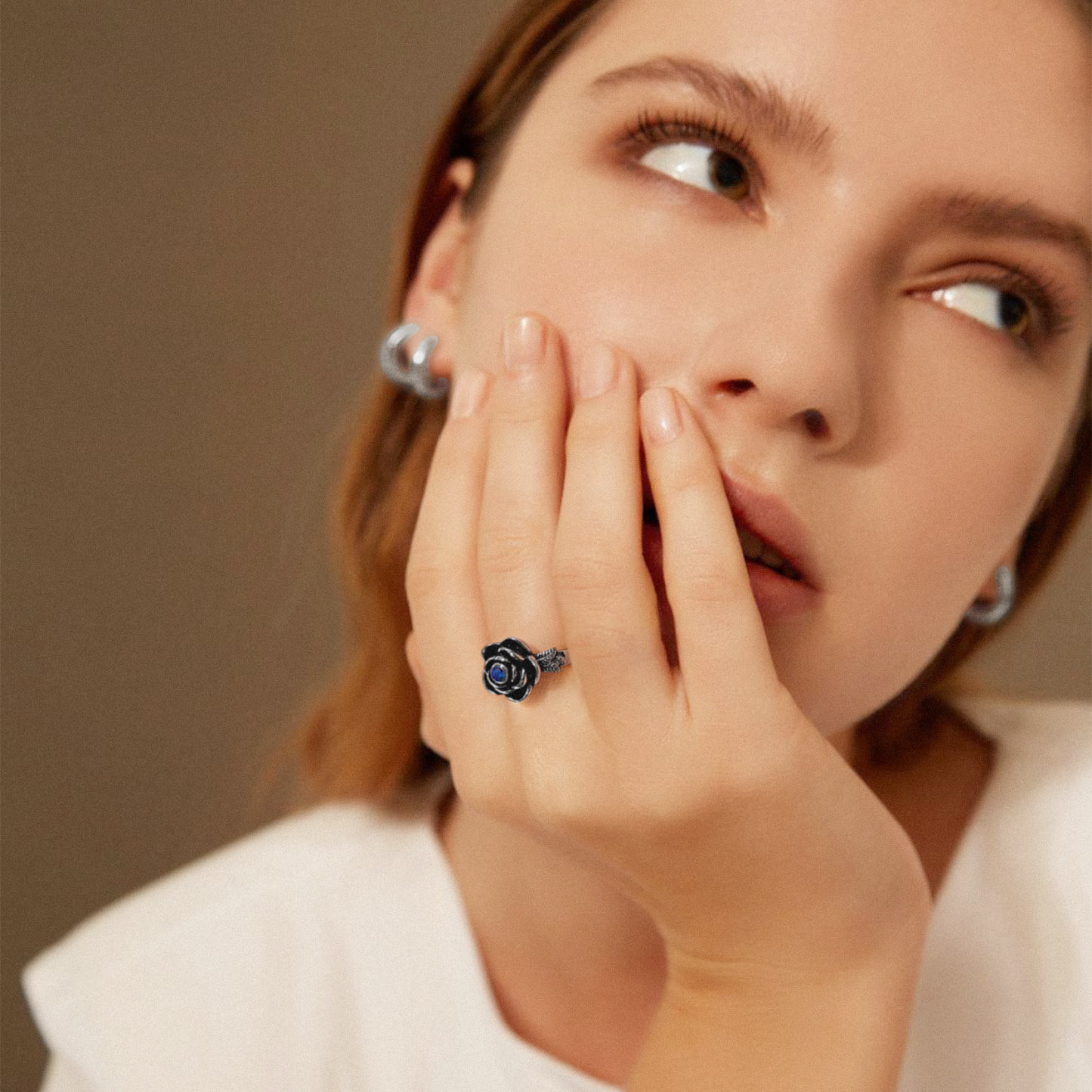 Custom Cremation Urn Ring for Ashes for Women model