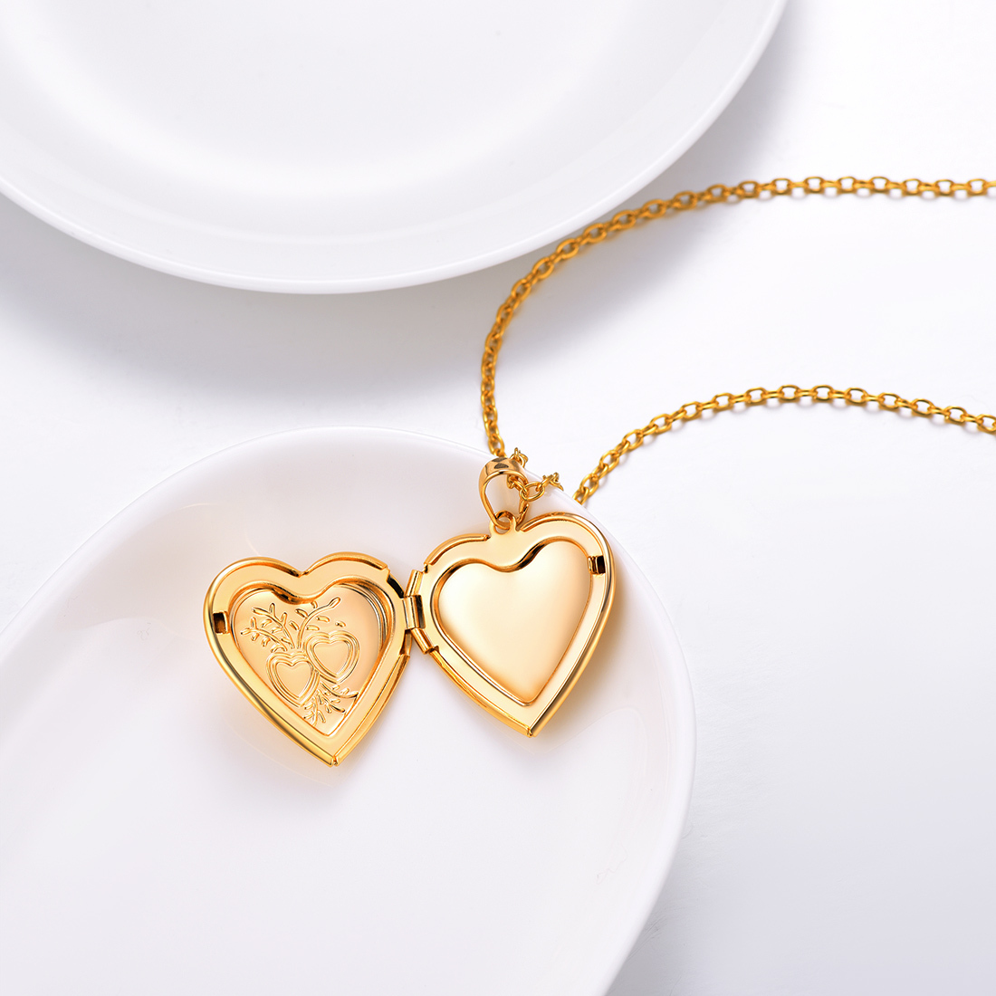 Personalized Locket Necklaces Picture Heart Pendant for Women