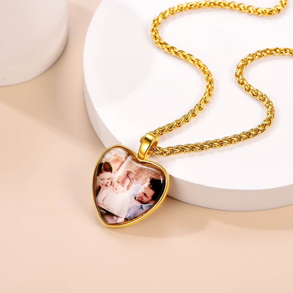 Personalized Photo Engraved Heart Necklace for Men Women DIY Memorial Jewelry gold scene