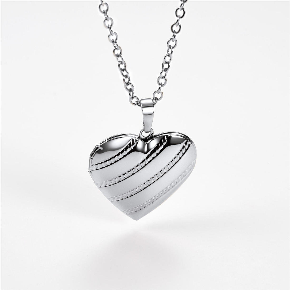 Personalized Photo Heart Locket Necklace for Women silver occasion