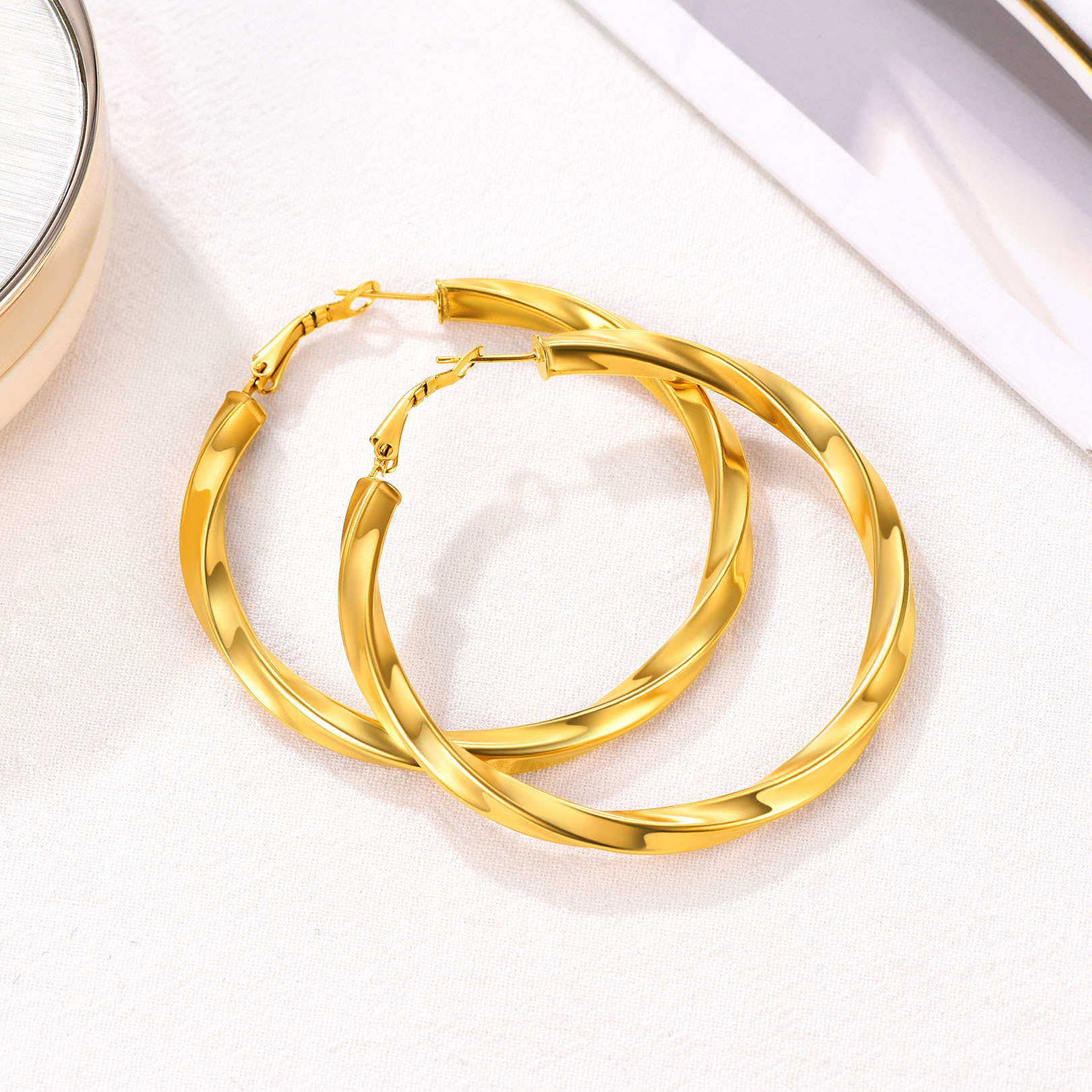 Stainless Steel Lightweight Hoop Earrings Fashion Jewelry For Women gold collection