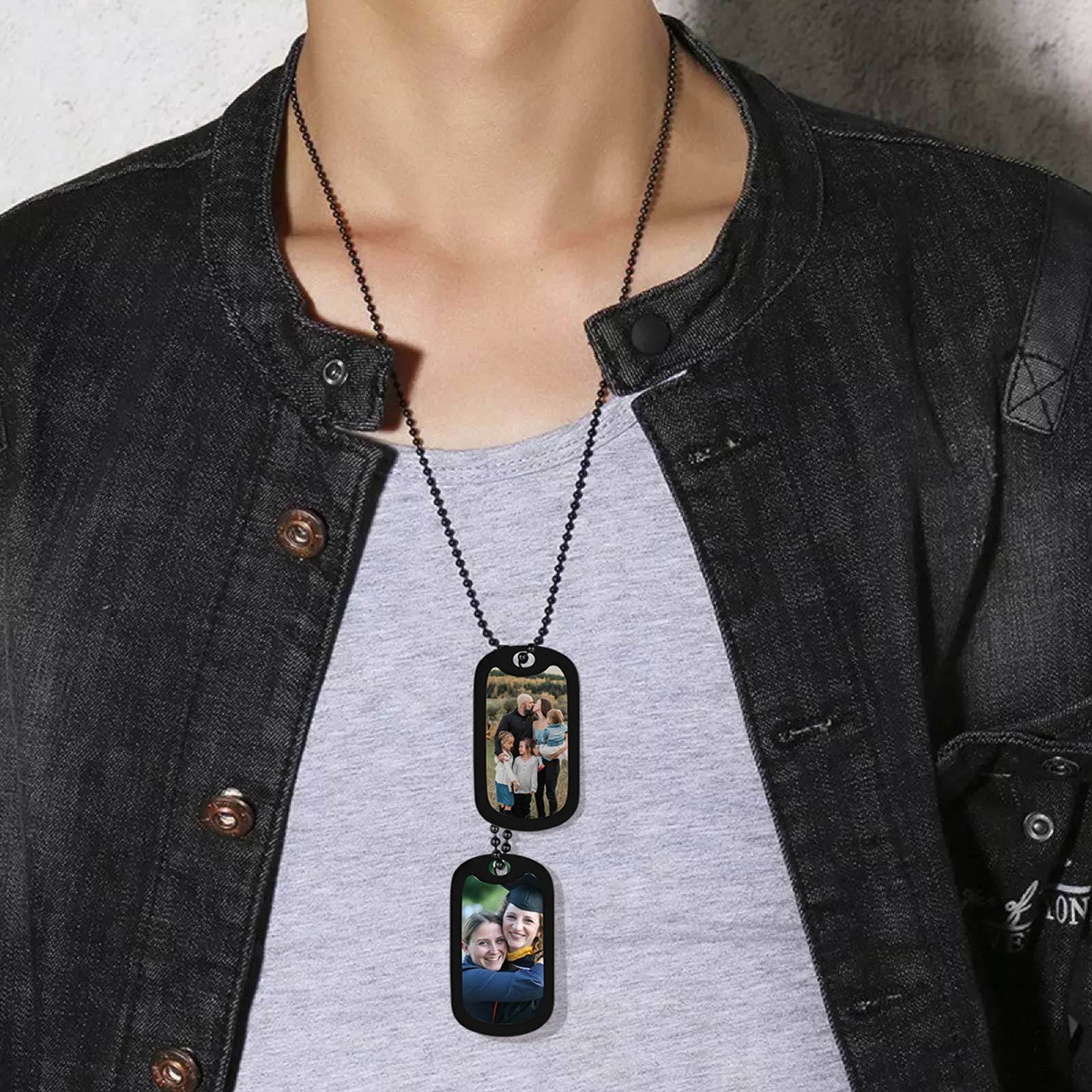 Custom Photo 2pcs Dog Tag Necklace for Men Women model