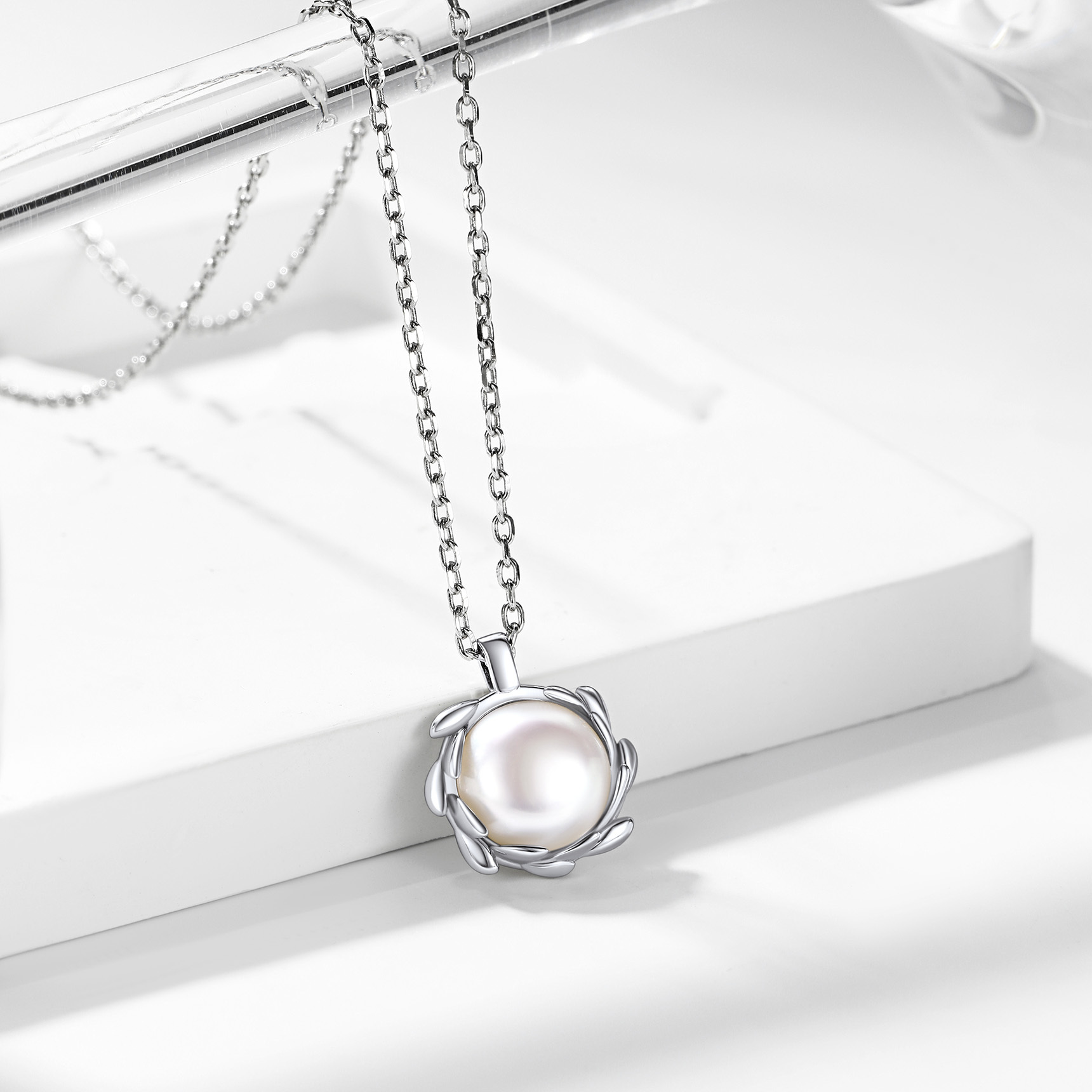 Flash Sale Sterling Silver Olive Leaf Pearl Pendant Necklace