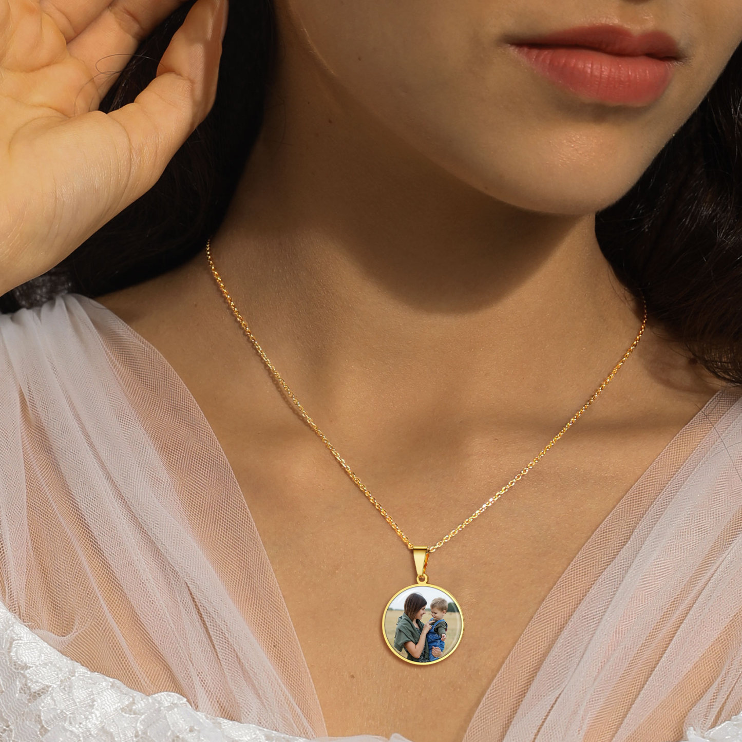 Personalized Photo Engraved Round Pendant Necklace model