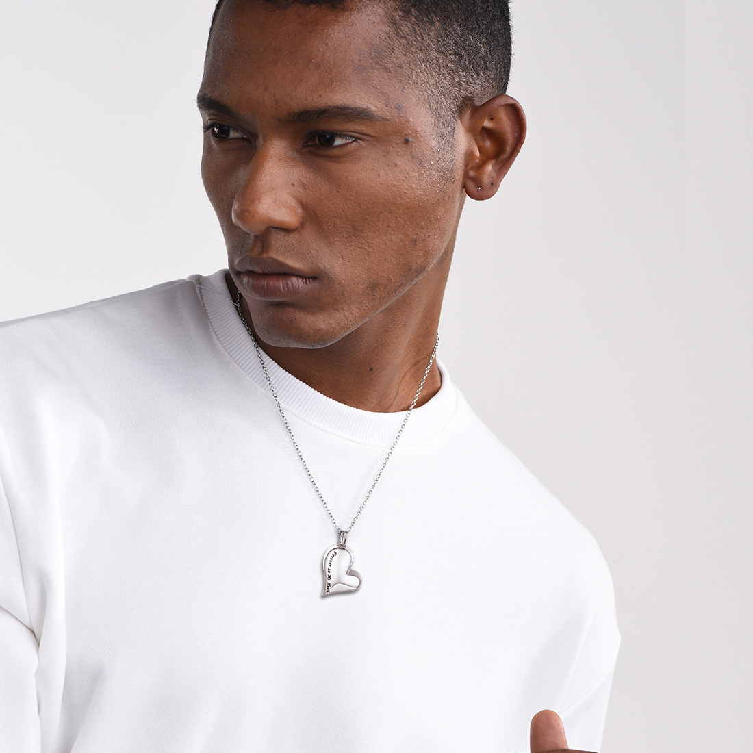 Personalized Engraved Heart Pendant Urn Necklaces for Ashes  model