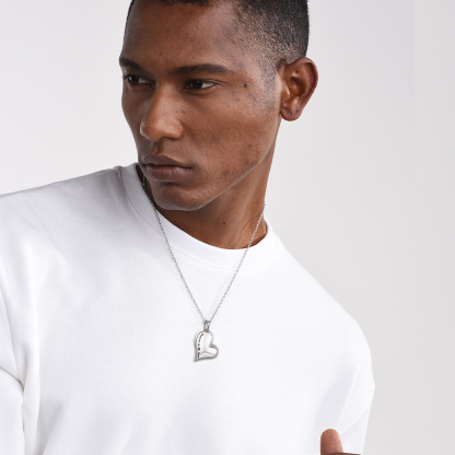 Personalized Engraved Heart Pendant Urn Necklaces for Ashes  model