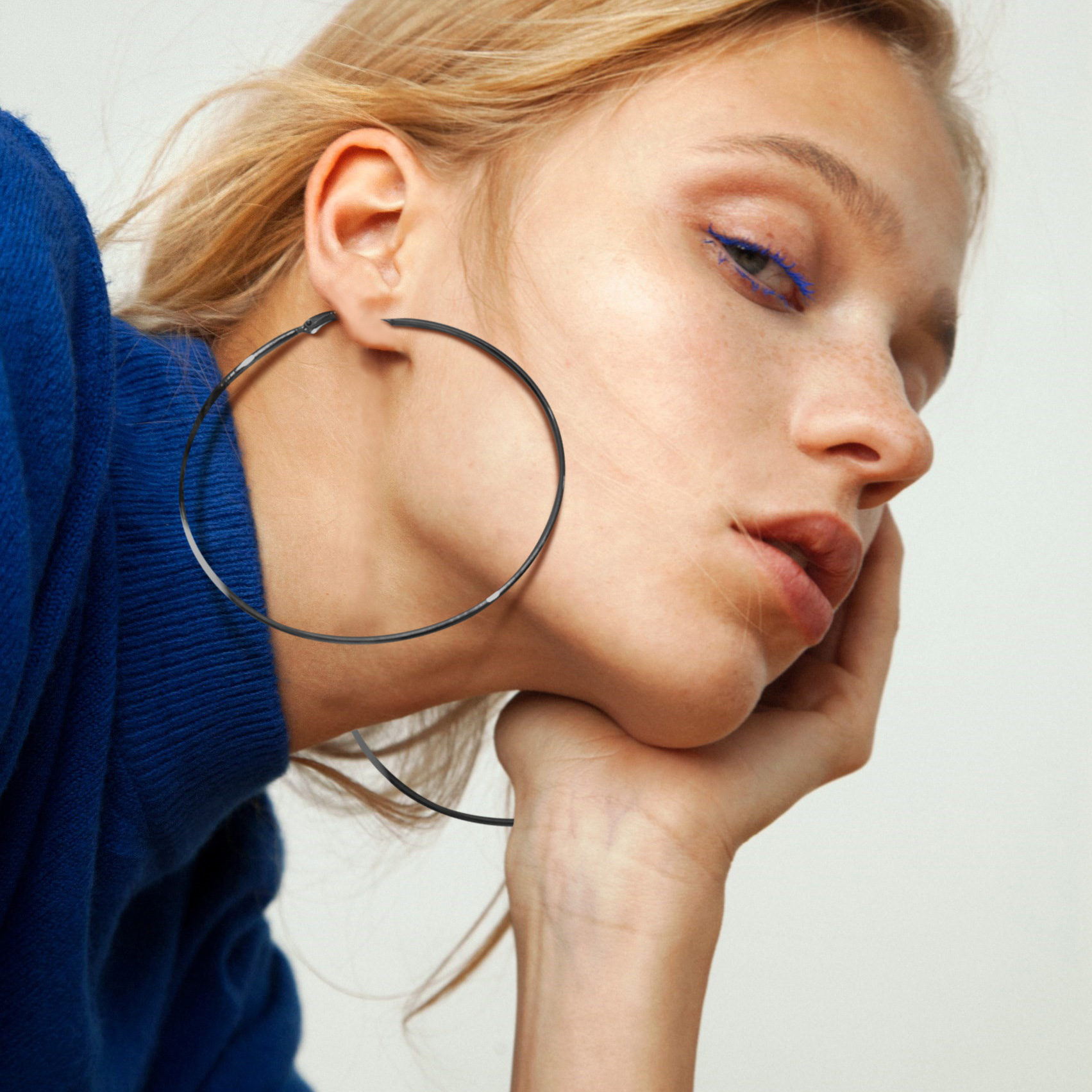 Stainless Steel Round Hoop Earrings For Women  model