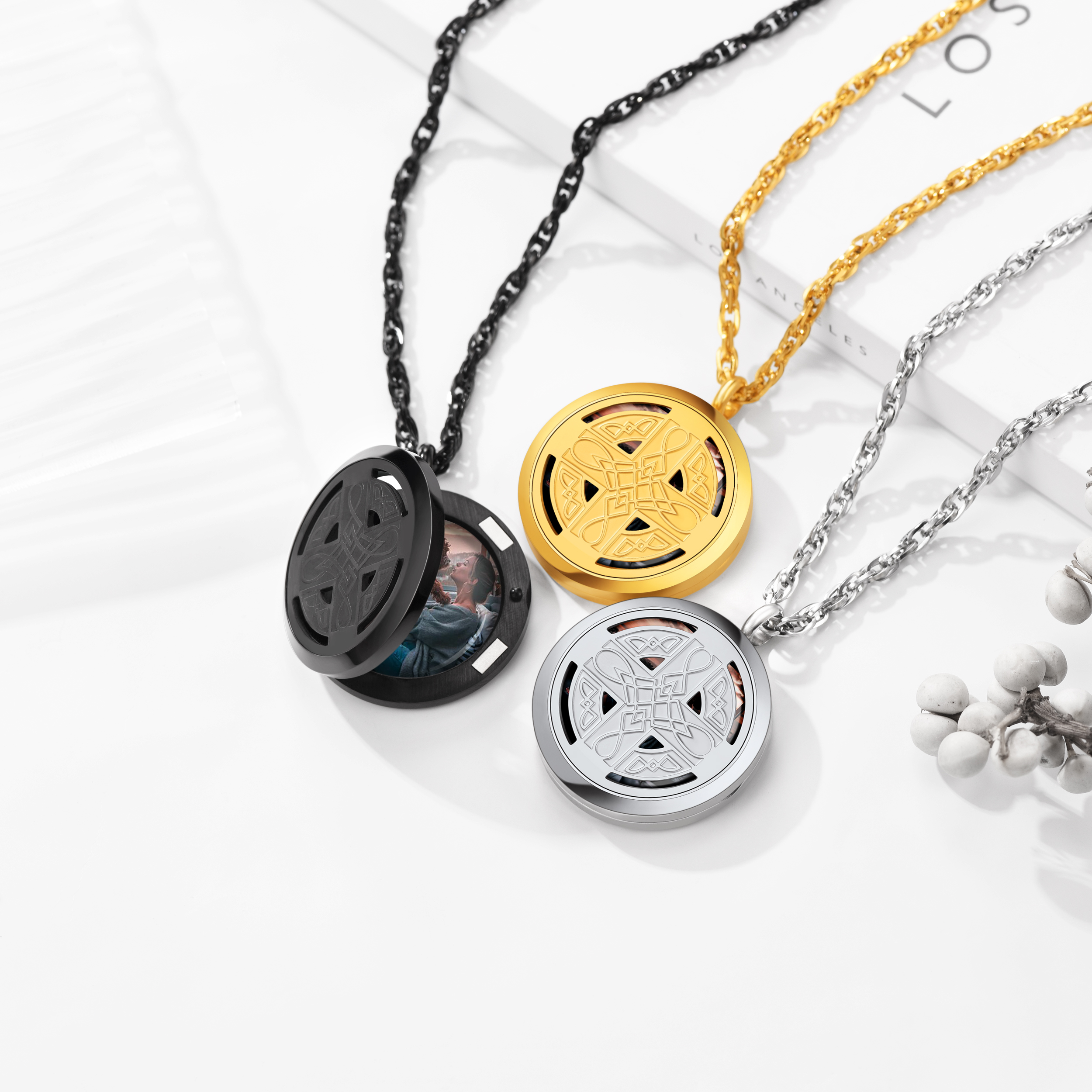 Locket Photo Custom Engraved Pendant Necklace collection