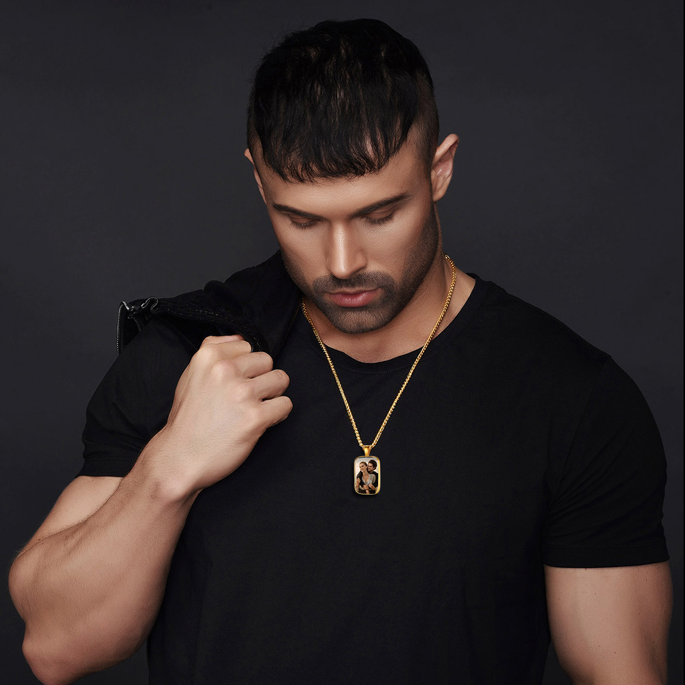 Custom Photo Engraved Message Pendant Necklace for Men Women model gold