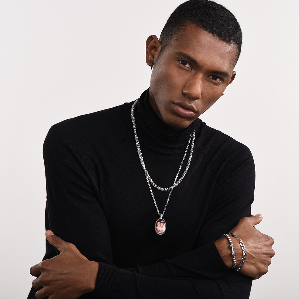 Personalized Engraved Photo Oval Pendant Necklace for Men model