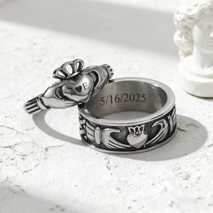 Personalized Claddagh Promise Rings for Couple detail