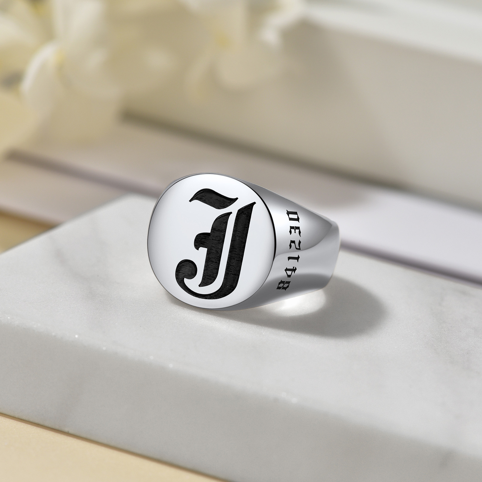 Custom Name Oval Signet Ring for Men Memorial Gifts occasion silver