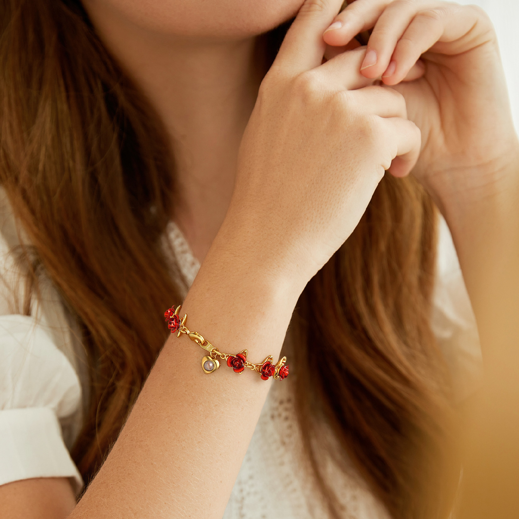 Red Rose Link Bracelets Romantic Jewelry for Women model