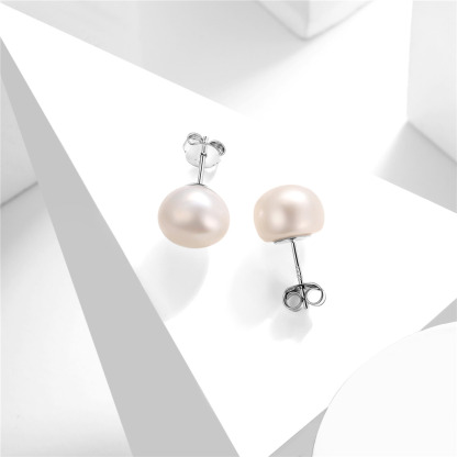 Small Freshwater Pearls Studs Earingings For Women 