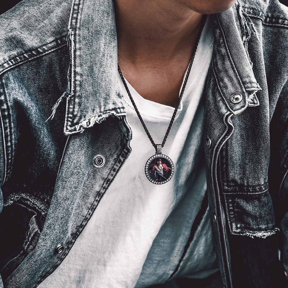 Custom Picture Hip Hop Iced Out Round Pendant Photo Necklace