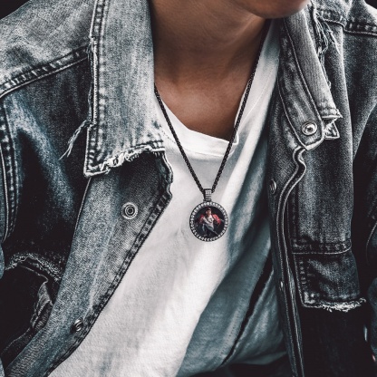 Custom Picture Hip Hop Iced Out Round Pendant Photo Necklace
