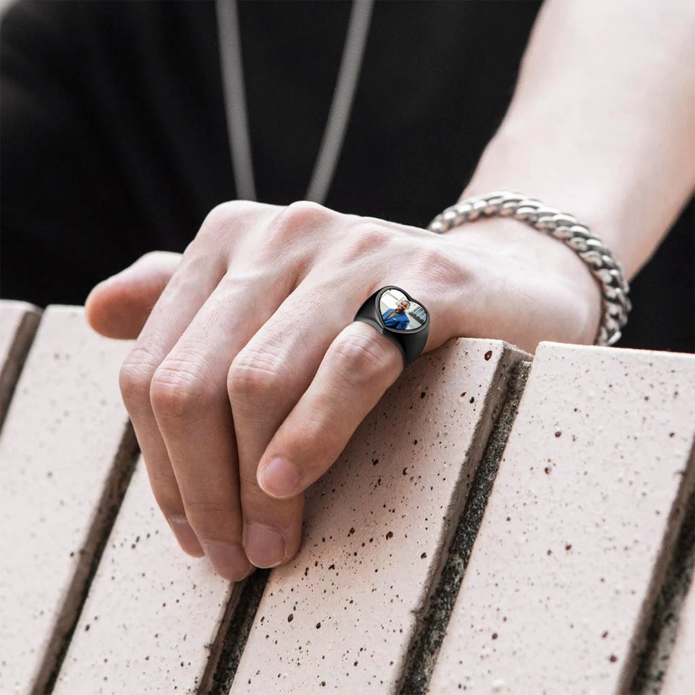 Custom Picture Engraved Signet Ring for Men 