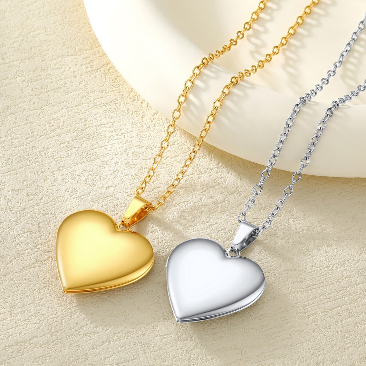  Heart Locket Necklace for 2 color