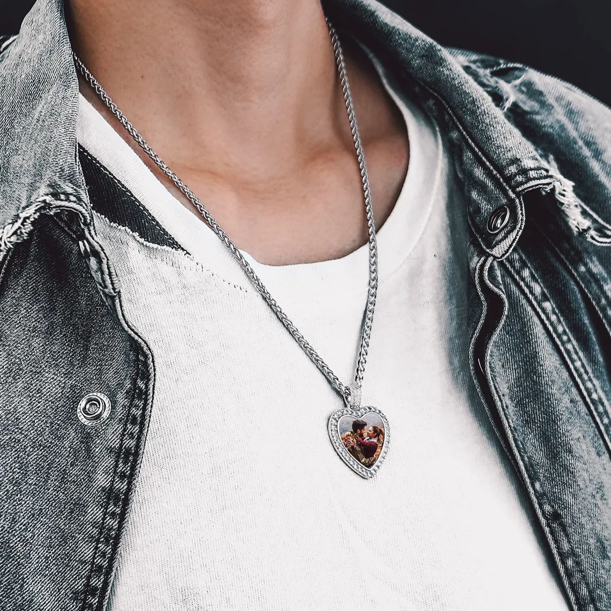 Personalized Photo Heart Pendant Necklace for Women Memorial Gifts model silver