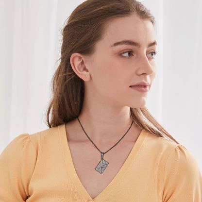 Women's Personalized Photo Envelope Necklace model