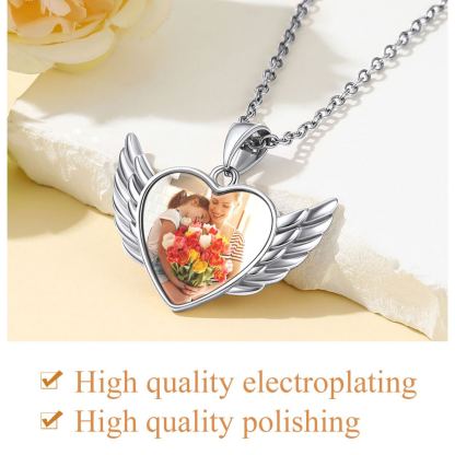 Personalized Angel Wings Heart Picture Necklace detail