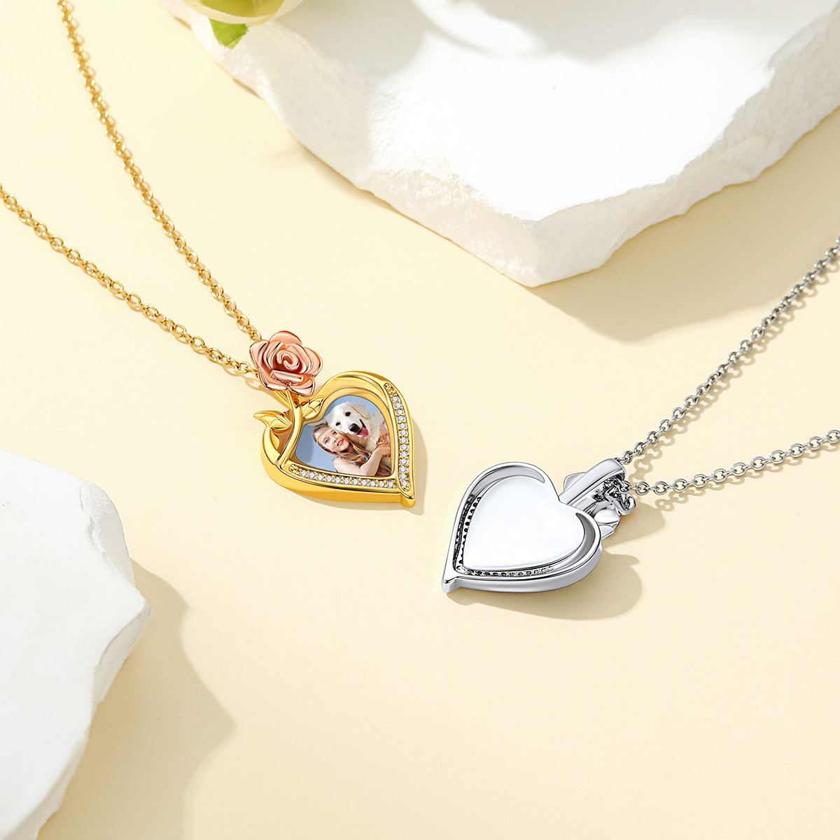 Customized Rose Heart Engraved Necklace 2 colors