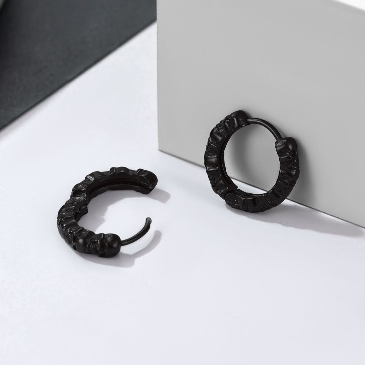 Gothic Skull Huggie Hoop Earrings for Men Women