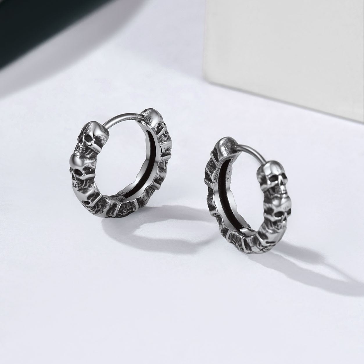 Gothic Skull Huggie Hoop Earrings for Men Women